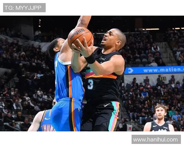 马刺客串雷霆,德罗赞砍下27分,引领团队再创佳绩 马刺客串雷霆,德罗赞砍下27分,引领团队再创佳绩